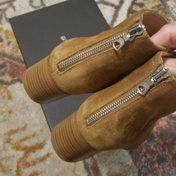 rag & bone Wesley Ankle Boots in Hazel Suede